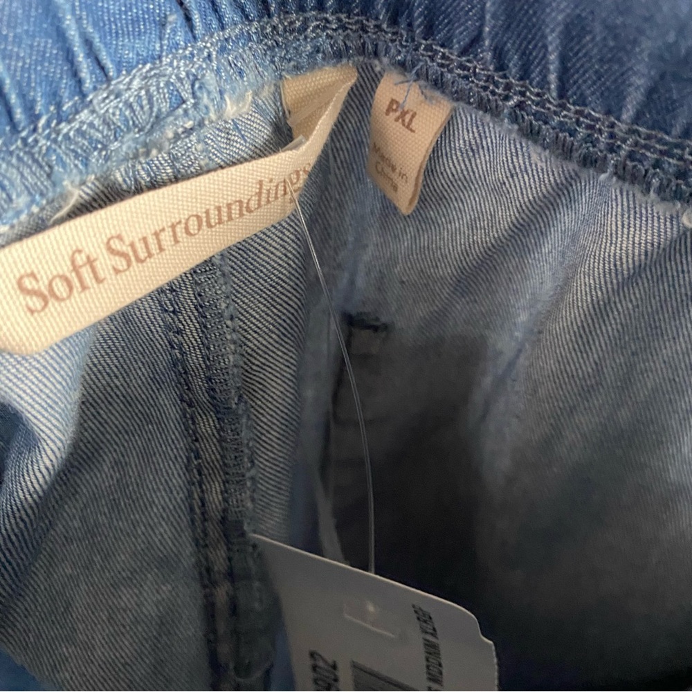 Soft Surroundings Pali Cargo elastic Waist 6.5” Short in Medium Denim Petite XL - Picture 3 of 7